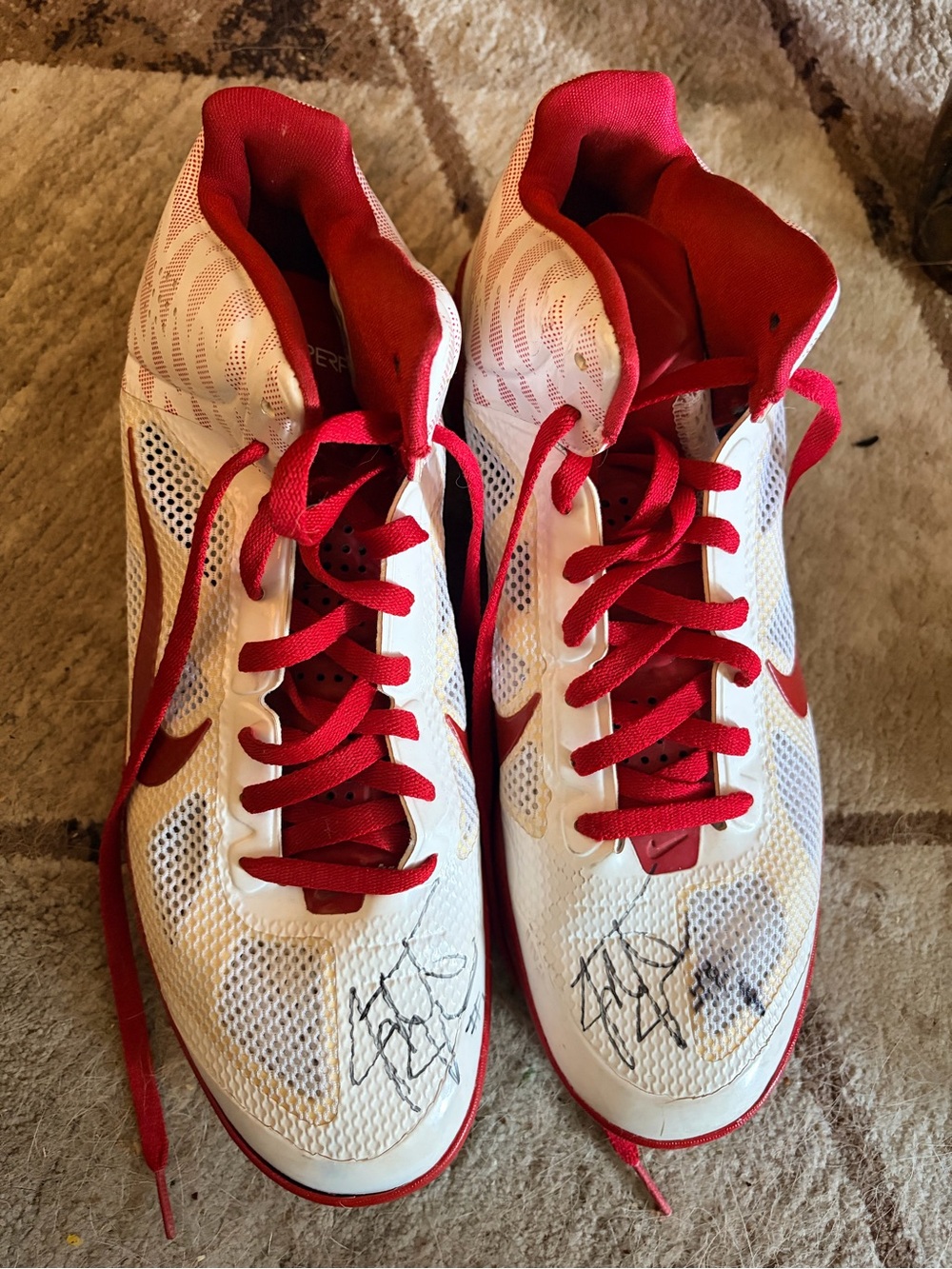 Nike Zoom Hyperfuse 2010 White Red Size 13 Signed 415932-105